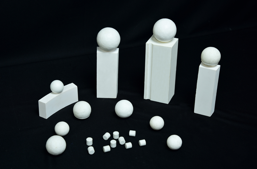 High alumina ceramic